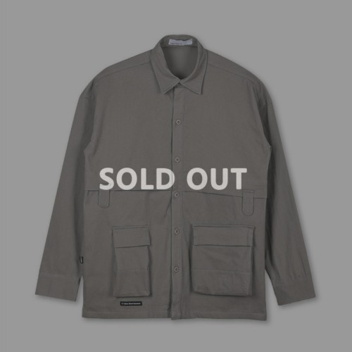 烈空多口袋襯衫外套 
Rayqua Multi-Pocket Shirt Jacket